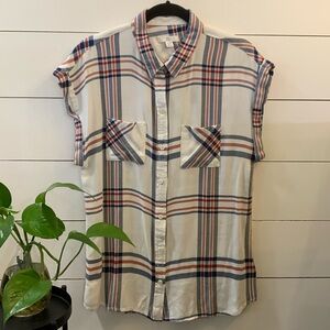 Sleeveless Lightweight Button Down Shirt